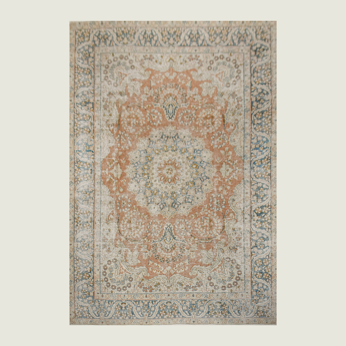 Can Rug 304x201cm