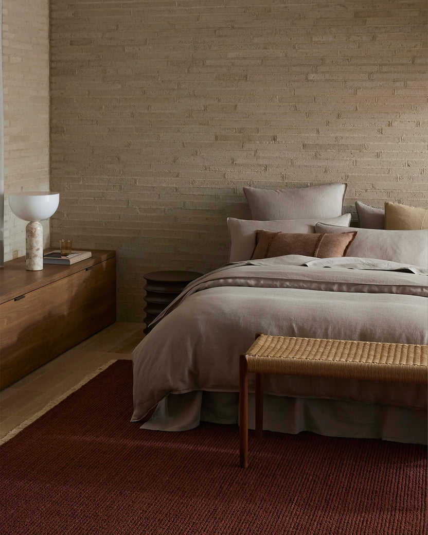 Ravello Fitted Linen Sheet, King, Pebble