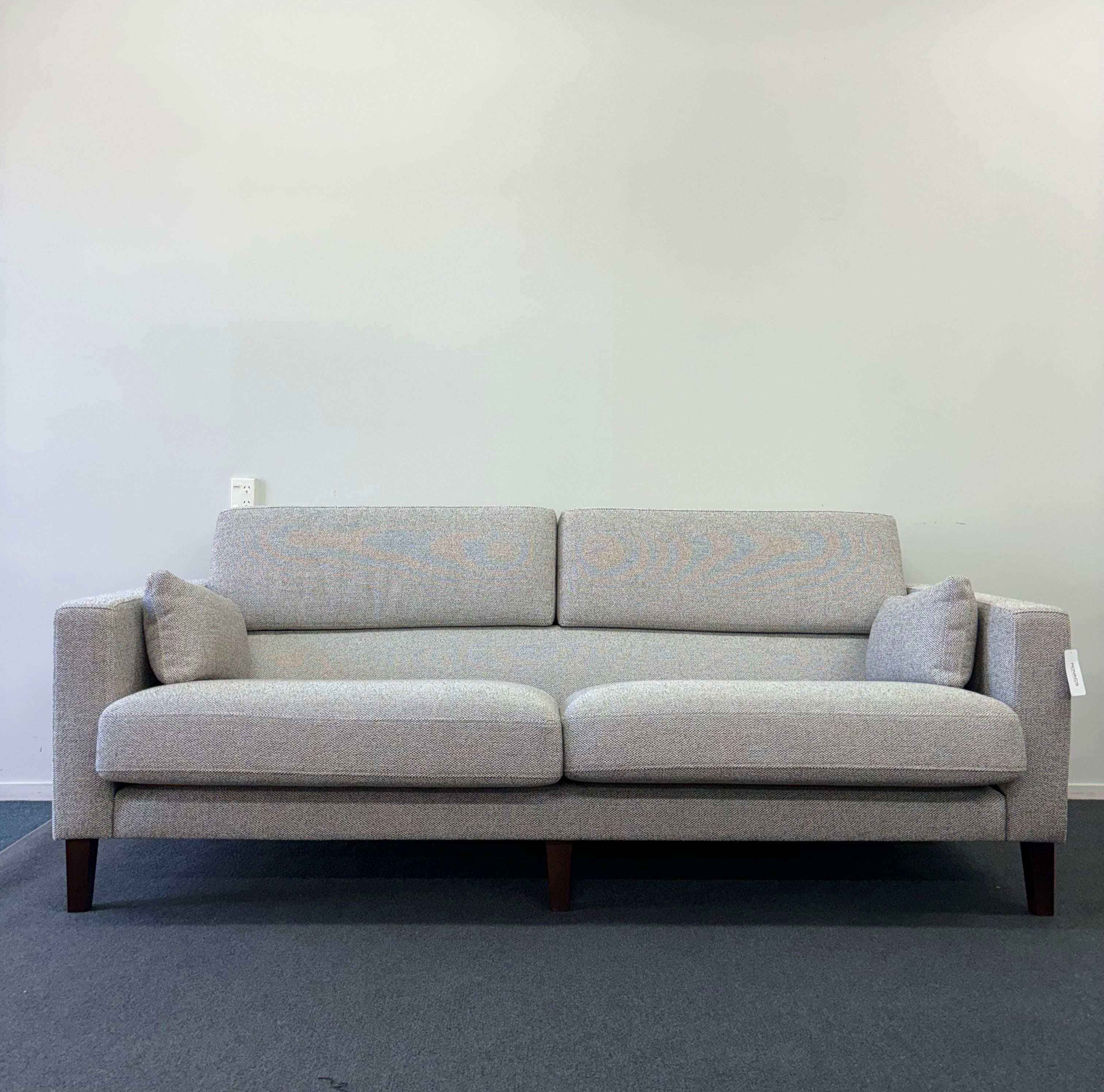 Kovacs Jigsaw 3.5 Seater - Mokum Palermo Dove Grey