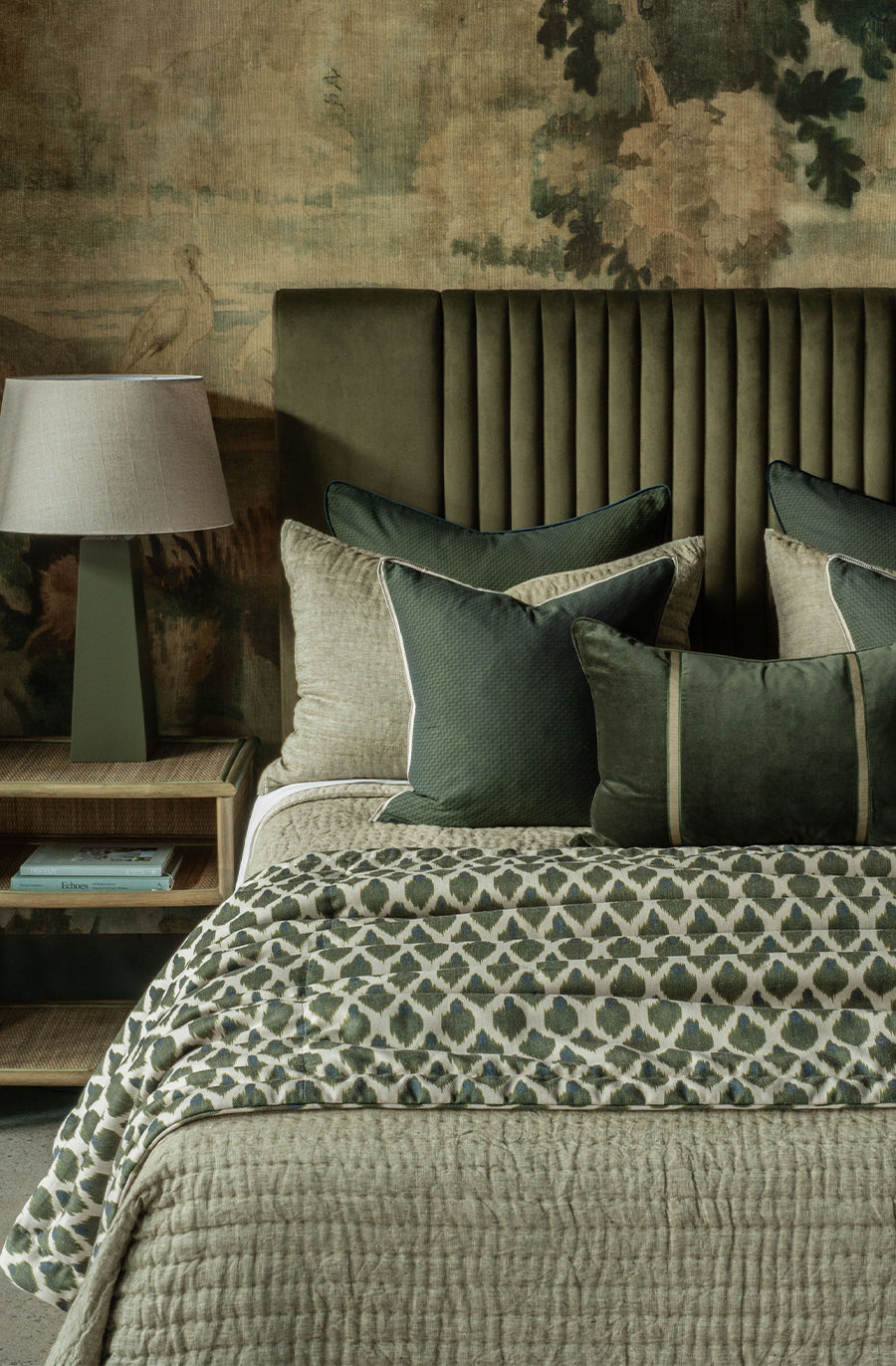 Kasumi Comforter, Verde/Teal, 240 x 150