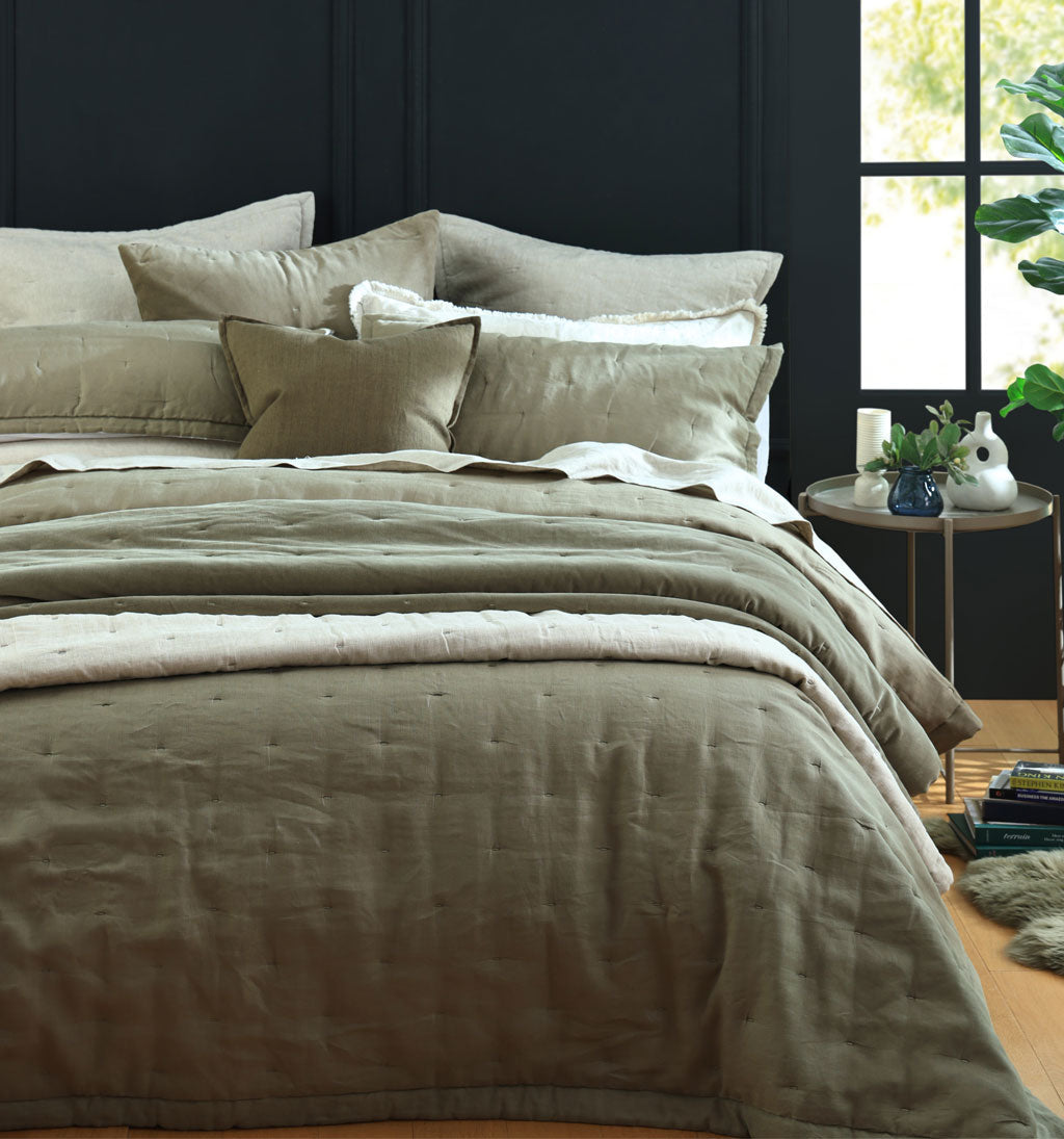 Laundered Linen Bedspread King Olive