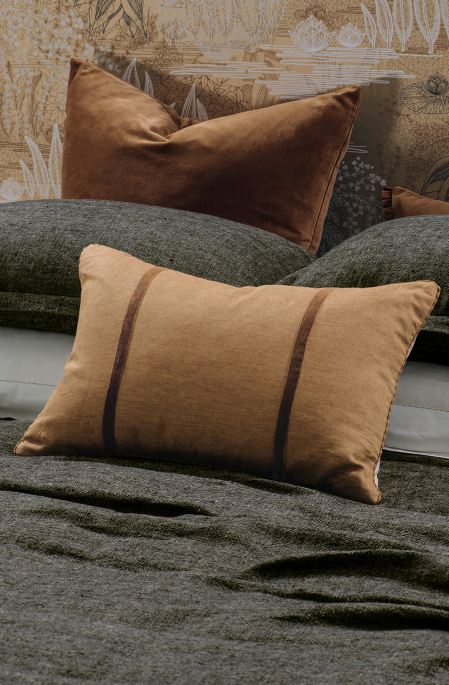 Luchesi Cushion Sepia