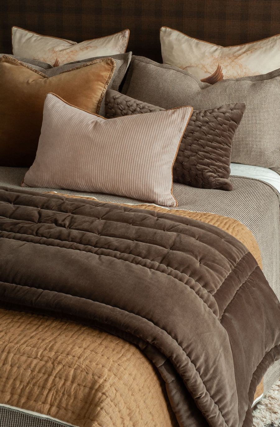 Mica Comforter Cocoa, 240 x 200