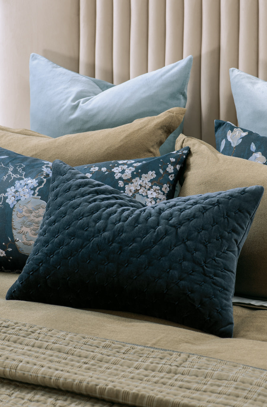 Mica  Cushion Prussian Blue