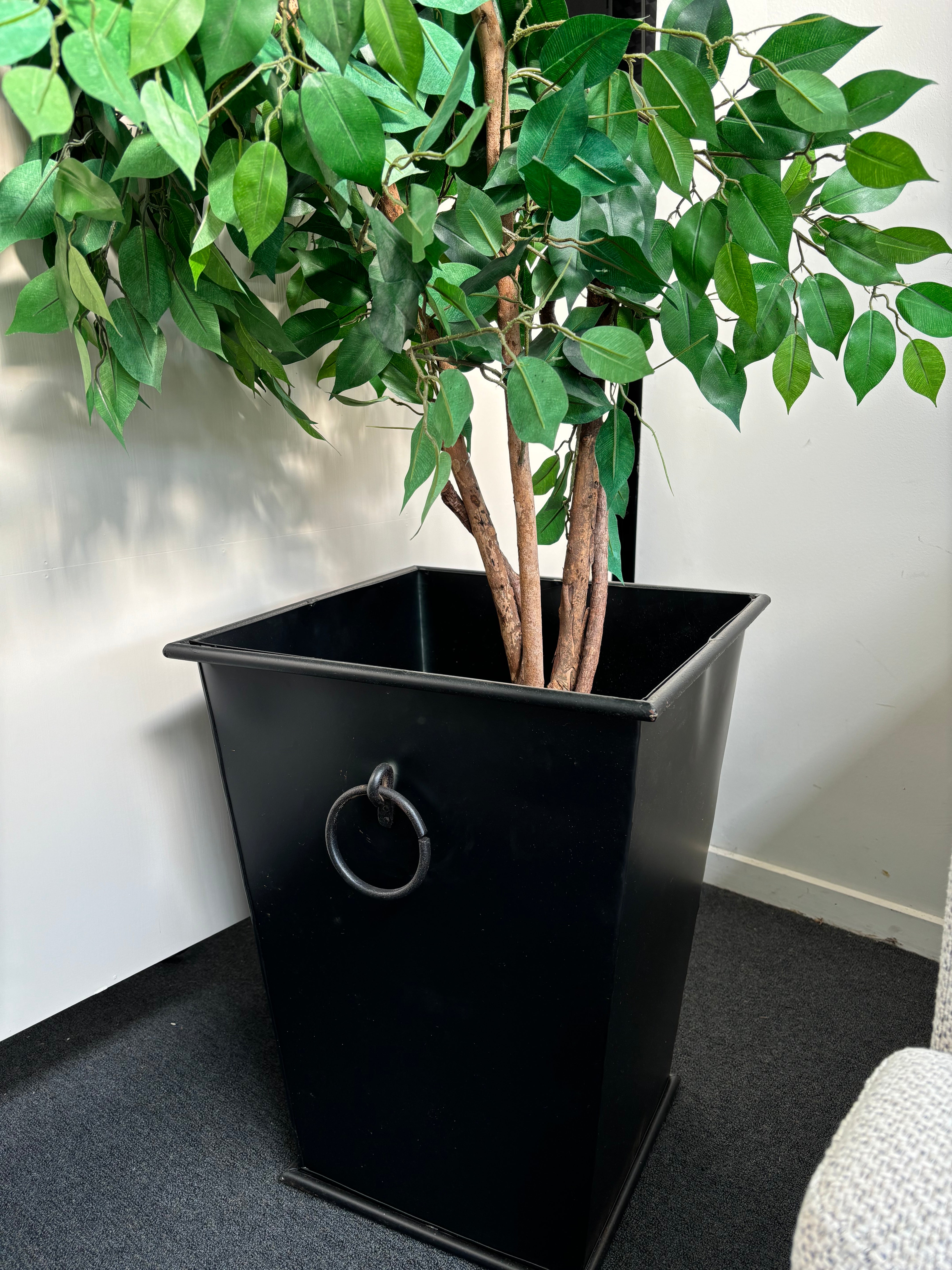 Planter Small Black