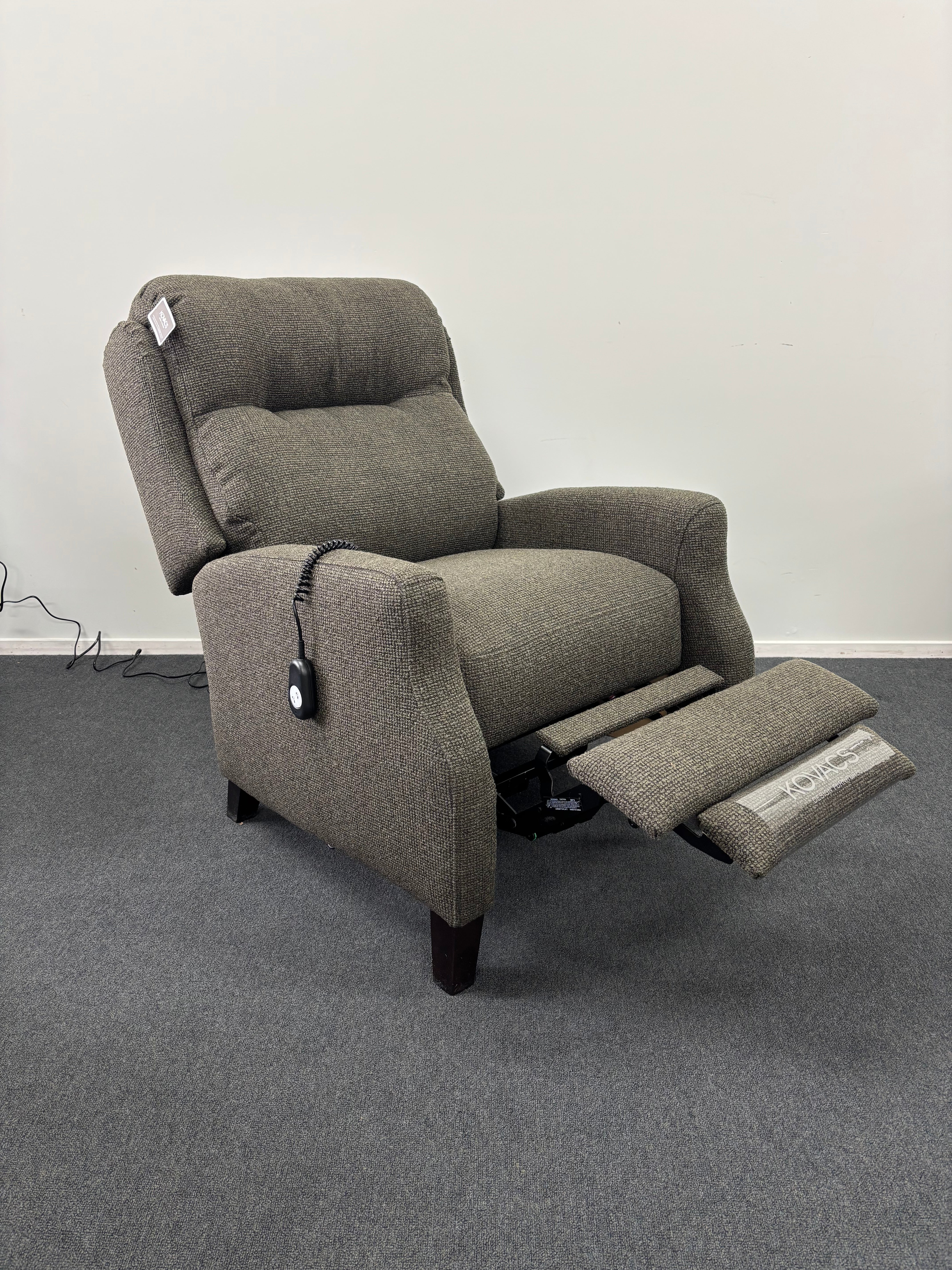 Seddon Motorised Recliner - James Dunlop Entwine Riverstone