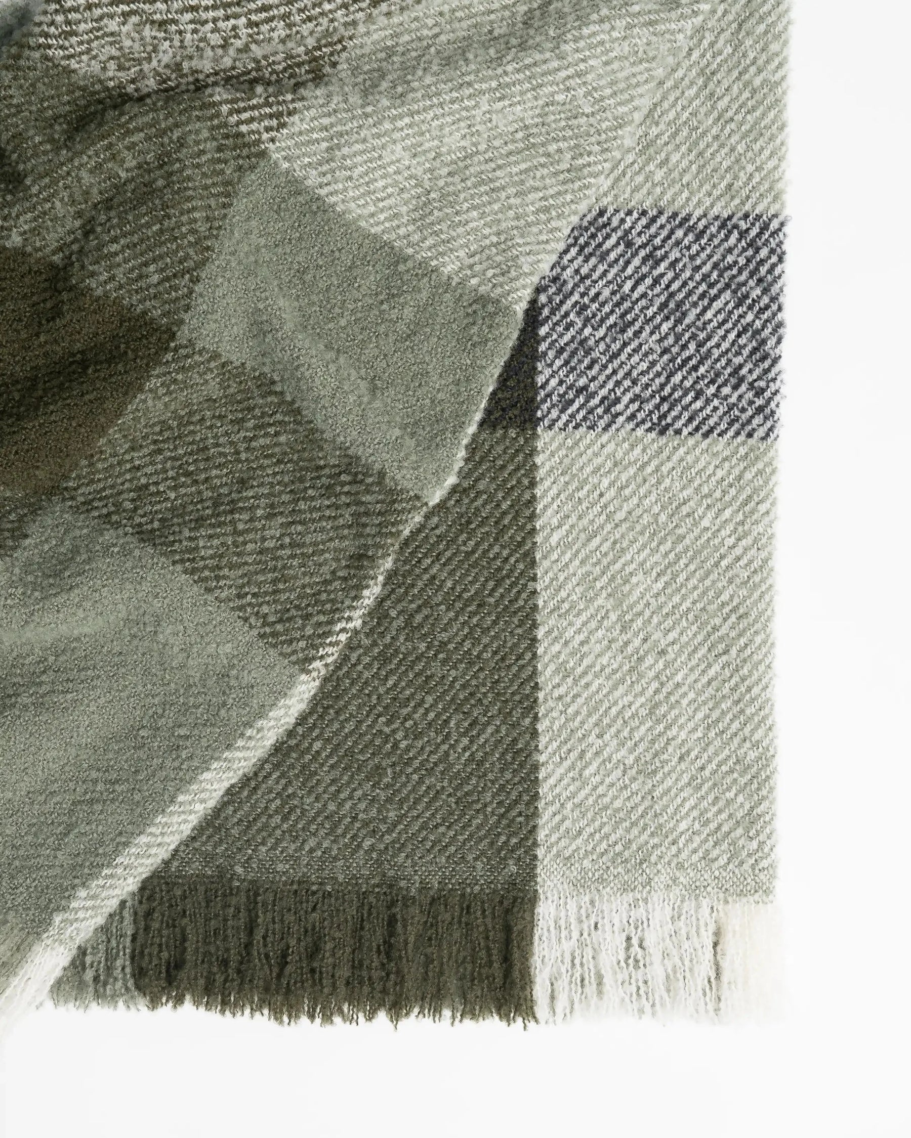 Weave Throw Ormand Spruce