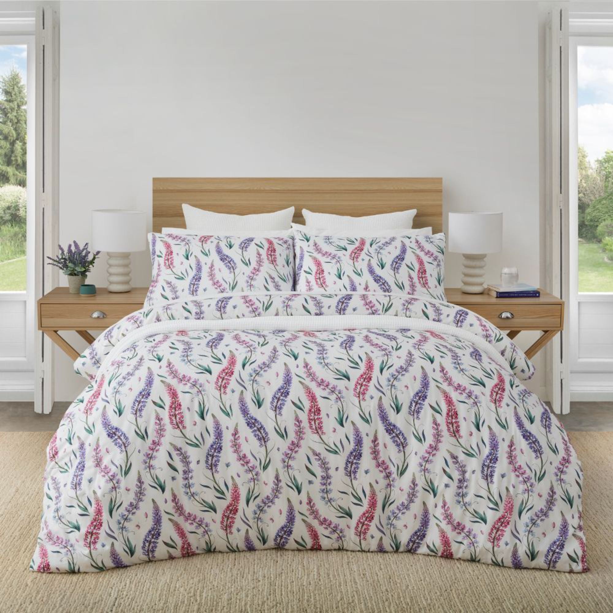 Lupine Duvet King White